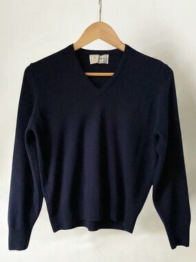 Vintage 80s Scottish Wool V-Neck Sweater Dark Navy Womens M